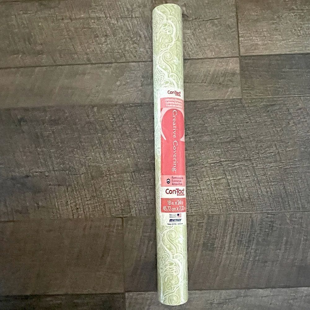 NWT! Creative Covering Sage and White Contact Paper. 18x24ft.